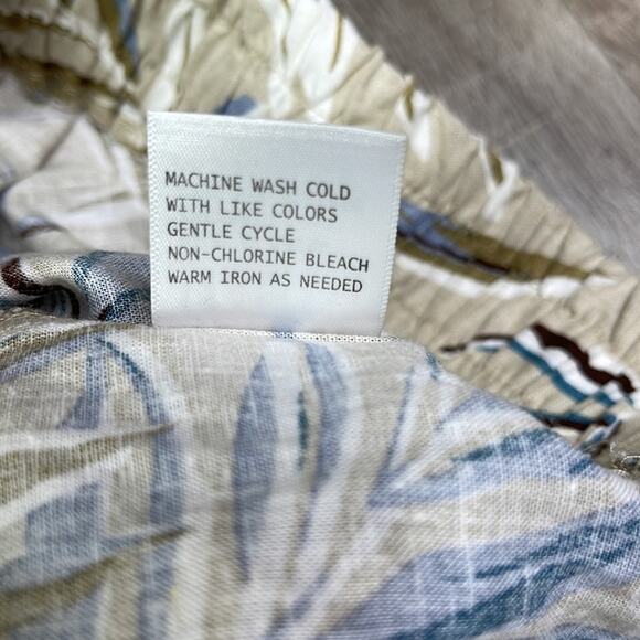 NWT C&C CALIFORNIA Tan Leaf Pattern Hawaiian Style Elastic Casual Pants - Picture 4 of 7